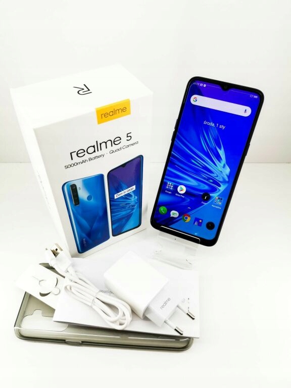 TELEFON REALME 5 RMX1911