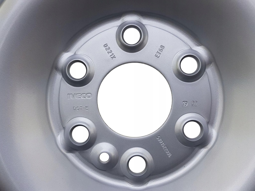 колесный диск magnetto wheels r1-1348 5. диски колесные ивеко дейли 5802806218133. колесный диск ивеко дейли. диск колеса ивеко дейли 6/16. диск колеса ивеко дейли.