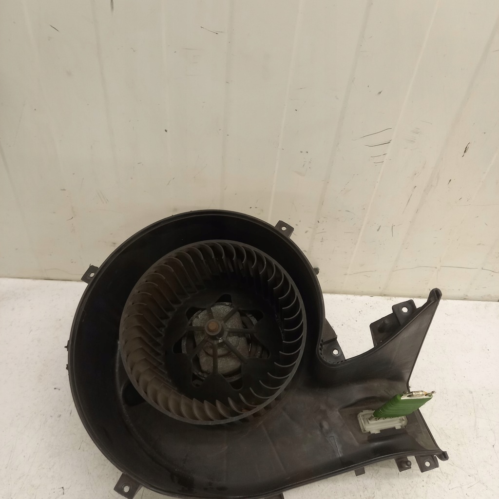 WENTYLATOR NAWIEWU OPEL VECTRA C VALEO