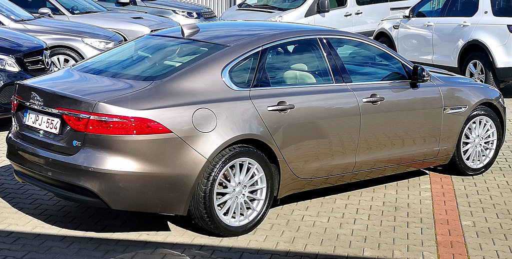 Jaguar XF Portfolio Virtual*Meridian*Navi Pro*DVD 8542557421