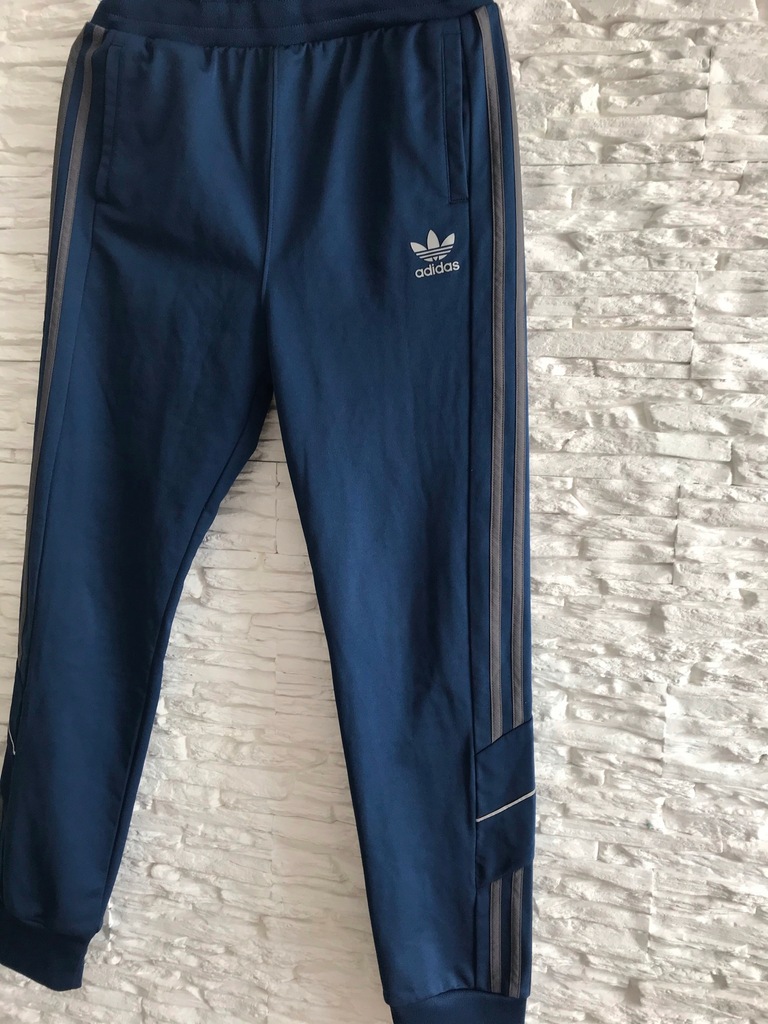 Adidas spodnie dresowe roz 158/164