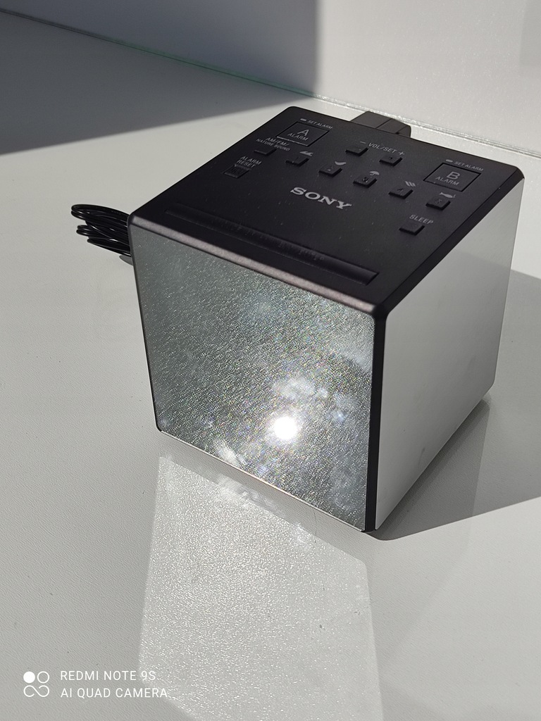 Radiobudzik SONY ICFC1PJ FM AM USB PROJEKTOR 11989309246 oficjalne