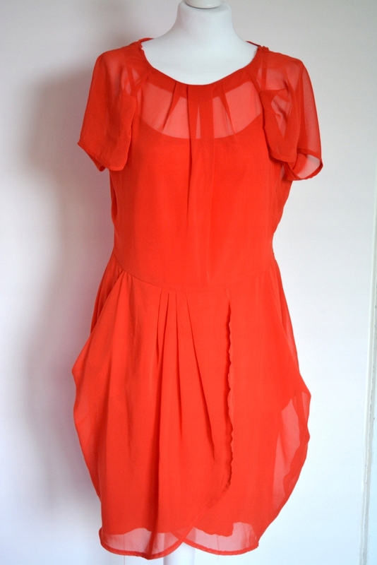 Atmopshere czerwona sukienka 14/42 L/XL