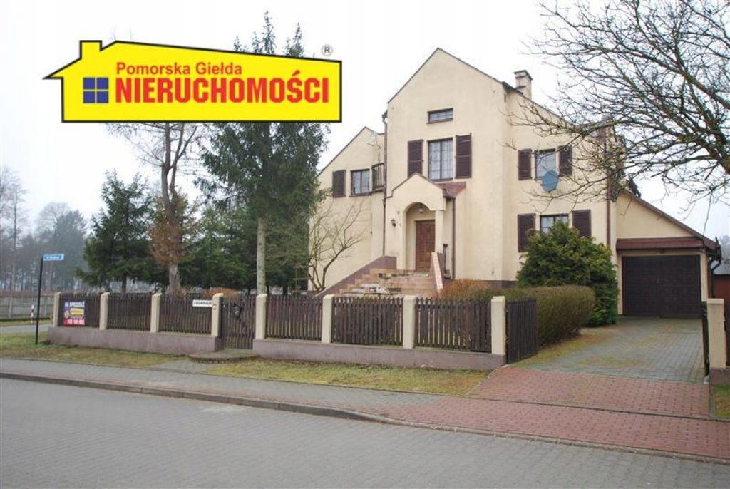 Dom, Biały Bór (gm.), Szczecinecki (pow.), 300 m²