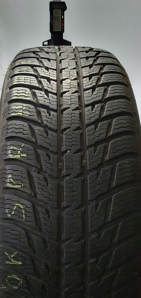 OPONA NOKIAN WR SUV3 SUV 3 225/65R17 106H 225/65/17 JAK NOWA 8mm