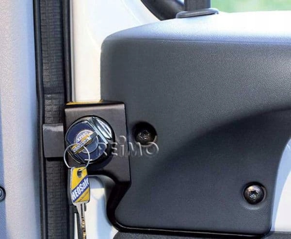 Zabezpieczenie do drzwi z kluczykiem Fiata Ducato