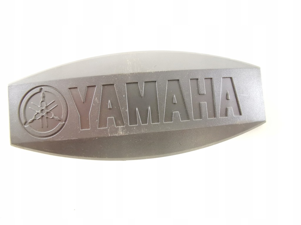 V42 YAMAHA EMBLEMAT LOGO