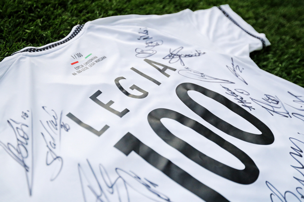 Limitowana koszulka „Legia 100” nr 92