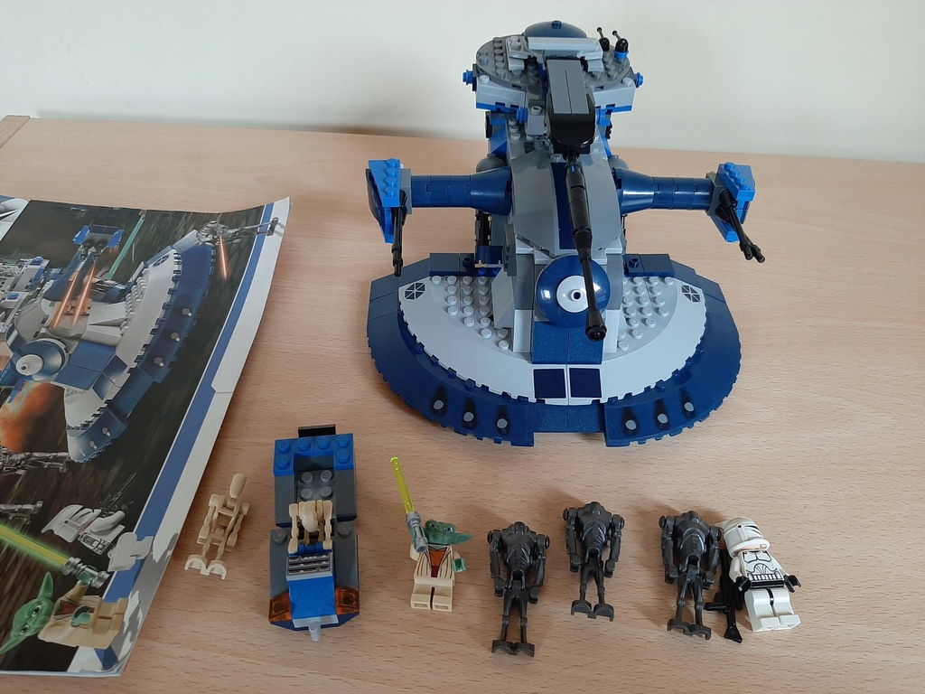 Lego STAR WARS 8018 ARMORED ASSAULT TANK ATT