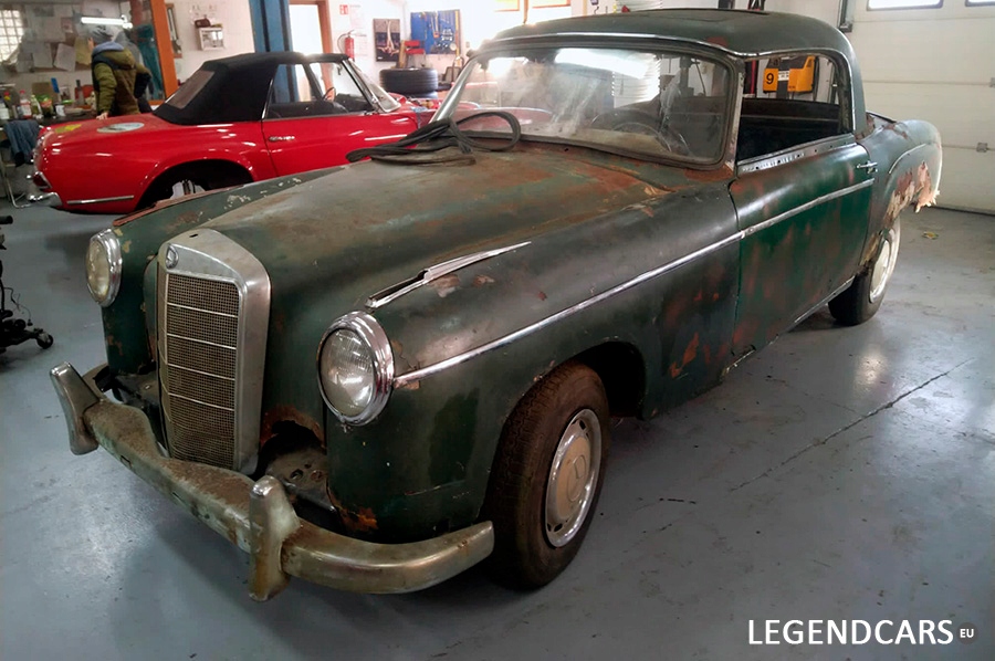 MERCEDES PONTON COUPE W128 / 220SE / 1959