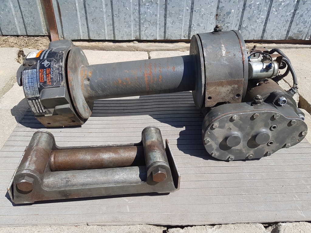 Wyciągarka Ramsey Winch DC 200R 24V