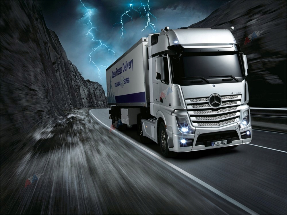 Купить Модель грузовика Mercedes Benz Actros 1:14 Tamiya: отзывы, фото, характеристики в интерне-магазине Aredi.ru