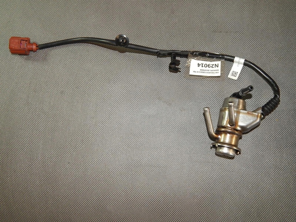 VW TIGUAN II WTRYSKIWACZ ADBLUE 04L131113K 7449474972 oficjalne