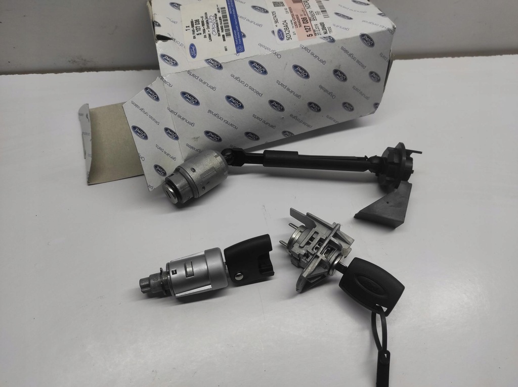 2PCS 1495393 Heate Hose Connecto Fit Fo Fod C-Max Focus