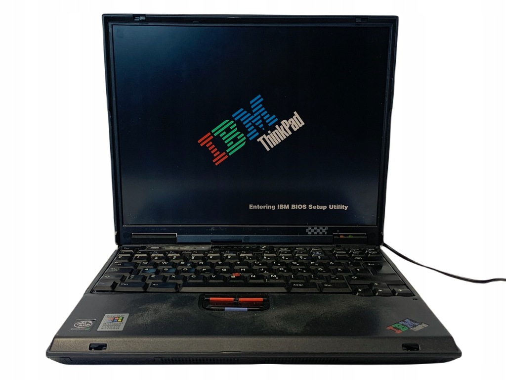 IBM ThinkPad T22 Pentium III POWER OK AA174/222