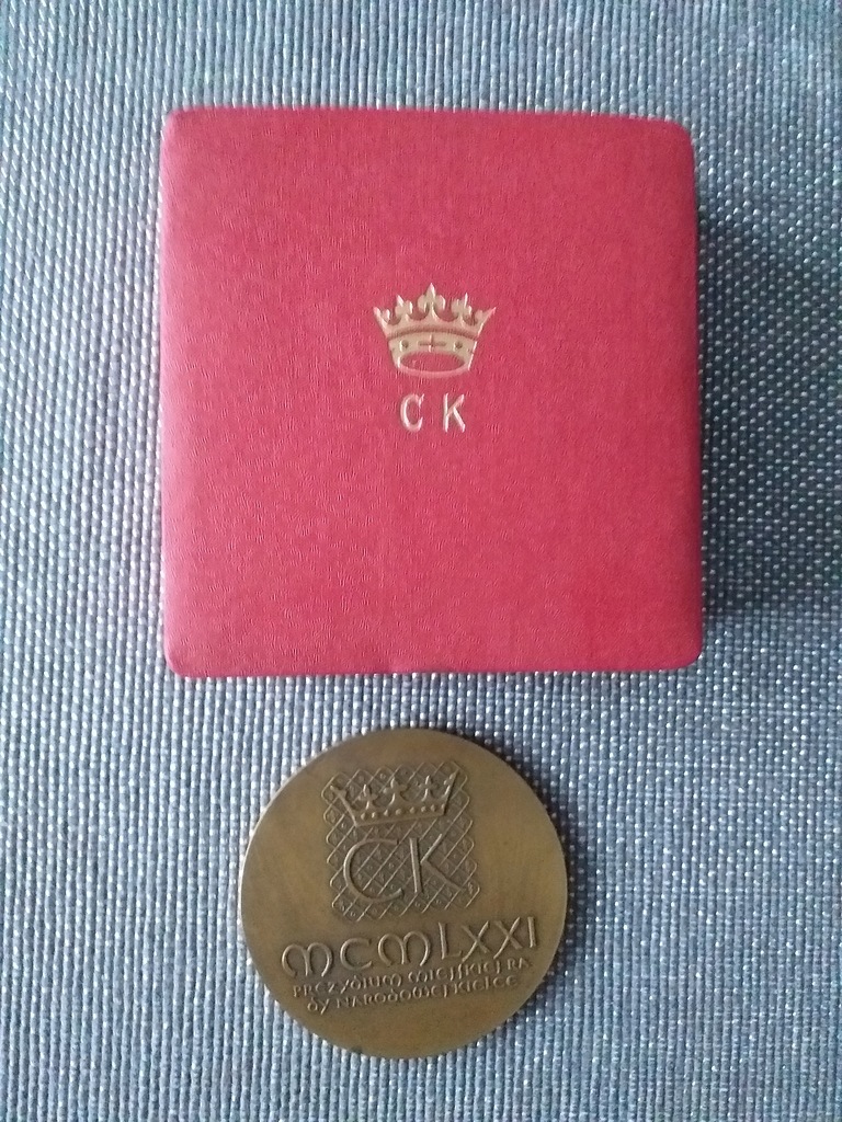 Medal PRL IX wieków Kielc w oryginalnym etui.