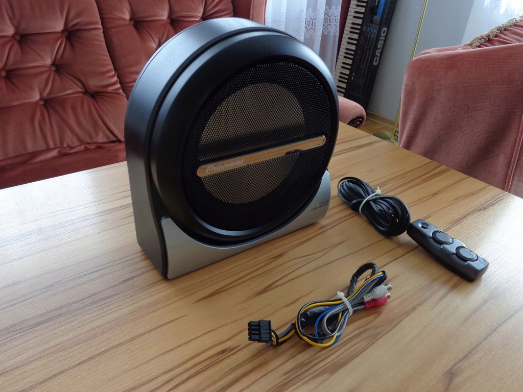 Carrozzeria Pioneer TS-WX210A サブウーファーです TS-WX210A