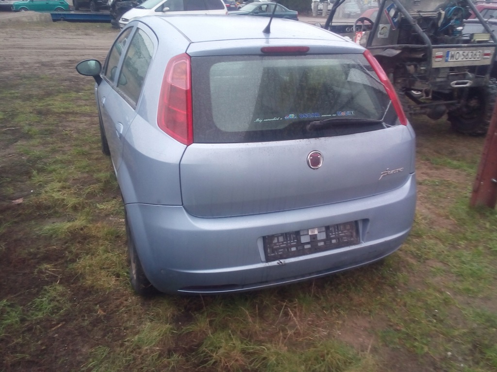 TYLNA KLAPA FIAT GRANDE PUNTO 8772847349 oficjalne