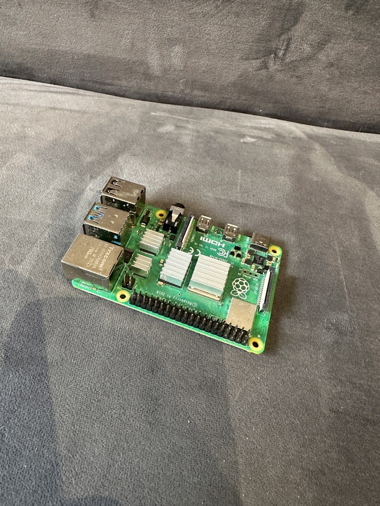 Mikrokomputer Raspberry Pi 4 model B 8GB RAM WiFi