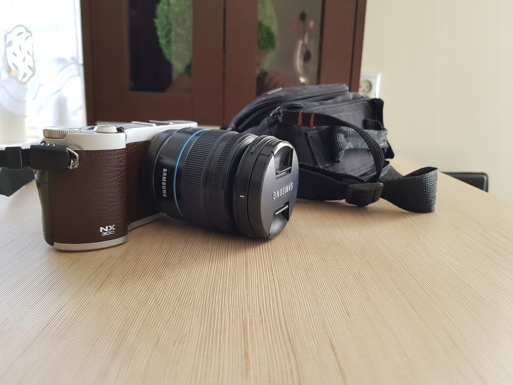 Samsung NX300 + obiektyw