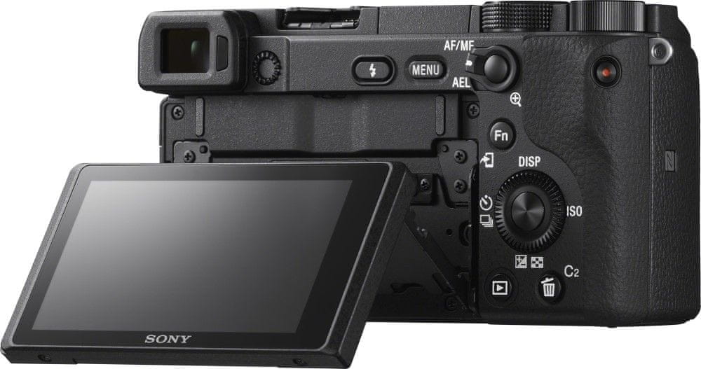 Sony Alpha ILCE-6400 + obiektyw 18-135 mm Czarny (ILCE6400MB.CEC)