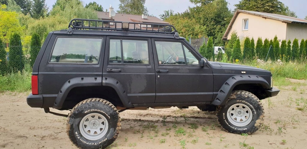 JEEP CHEROKEE XJ 92 4,0 LINEX FOX LIFT SUPERWINCH