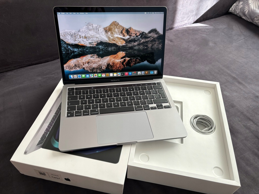 Apple Macbook Pro M1 13" /8GB/ 256GB SSD