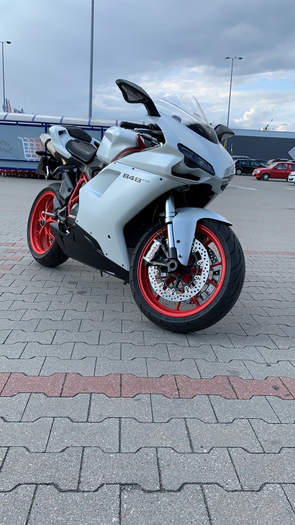 Ducati 848evo