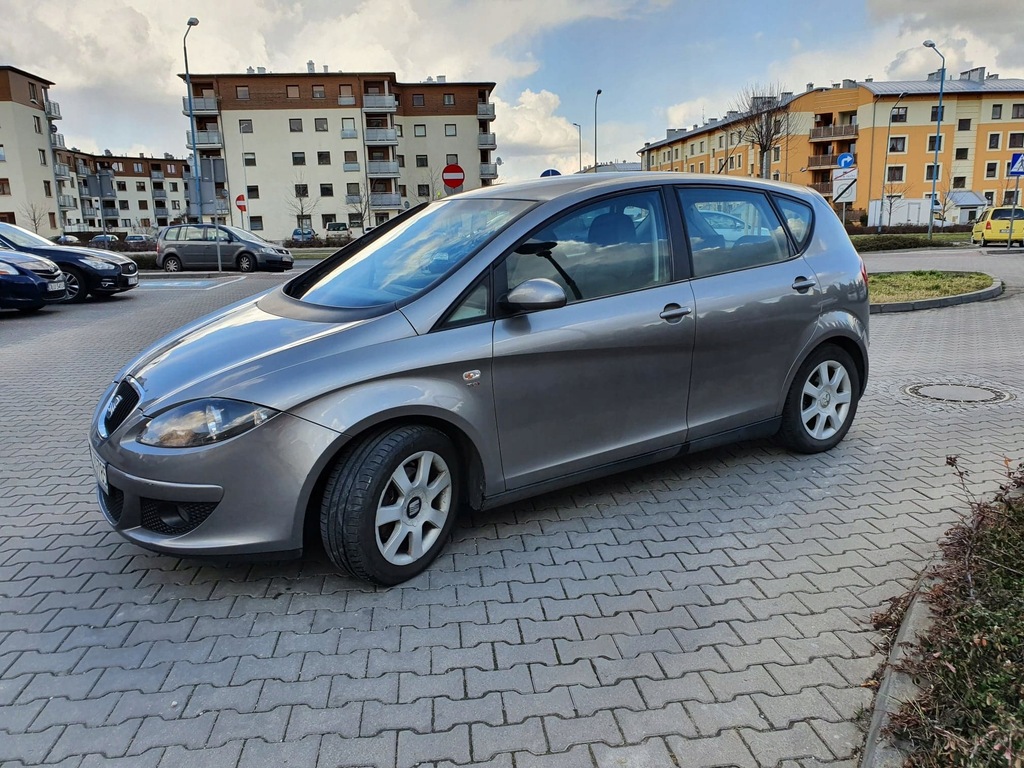 Купить Seat Altea 2.0 TDI Автомат 2004 г., небольшой пробег: отзывы, фото, характеристики в интерне-магазине Aredi.ru