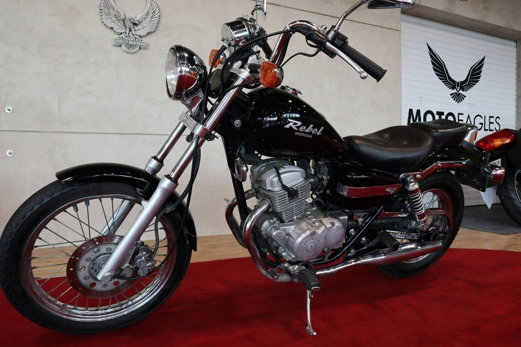 Przepiękna honda REBEL 125ccm TECHNICZNIE