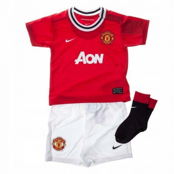 NIKE MANCHETER STRÓJ DZIECIĘCY ROZ.3-6M 62-68 CM