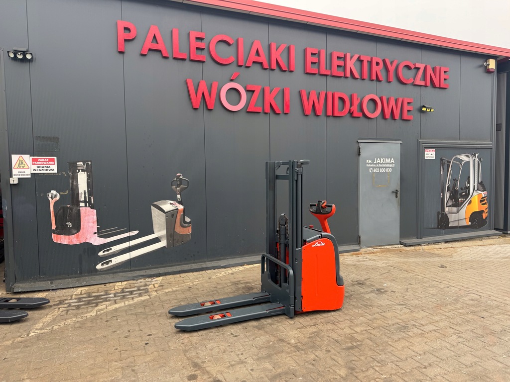 Paleciak elektryczny Linde L 14 z 2011 r 250 cm 1400 kg wózek Linde L 14