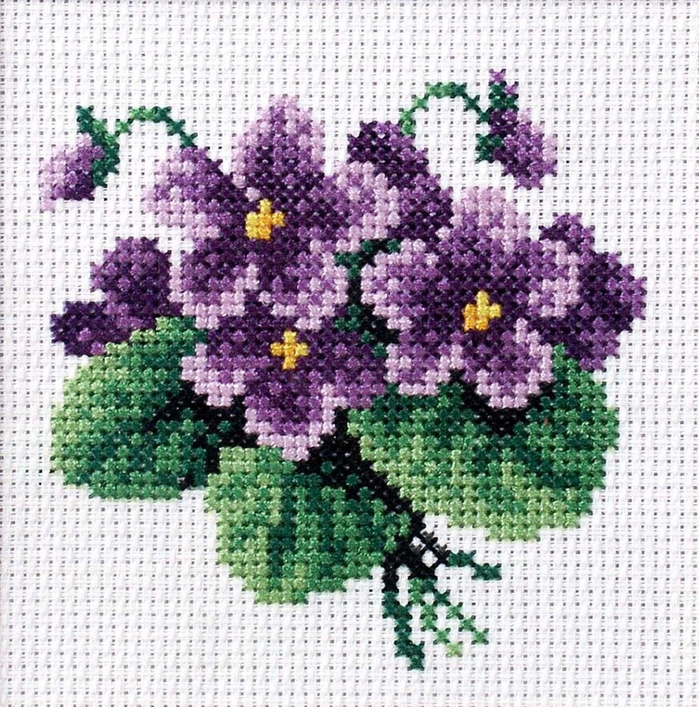 ZESTAW DO HAFTU KRZYŻYKOWEGO FIOŁKI