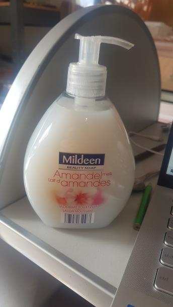 MILDEEN BEAUTY SOAP AMANDEL MELK 500 ML