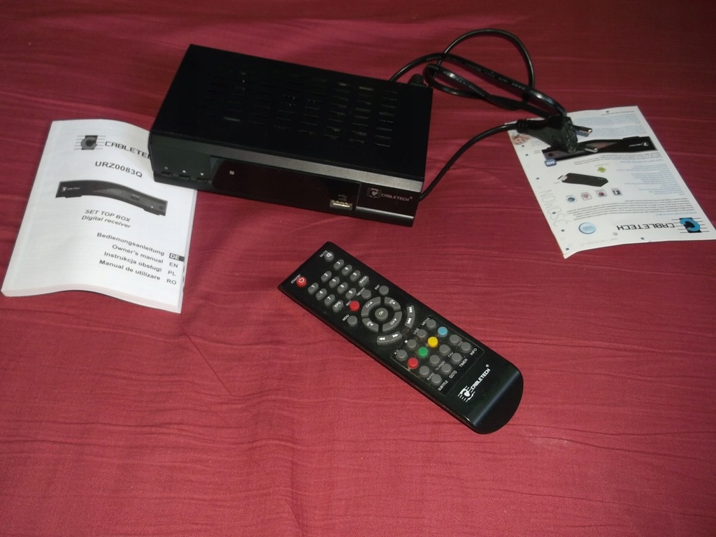 DEKODER Cabletech URZ 0090 + pilot