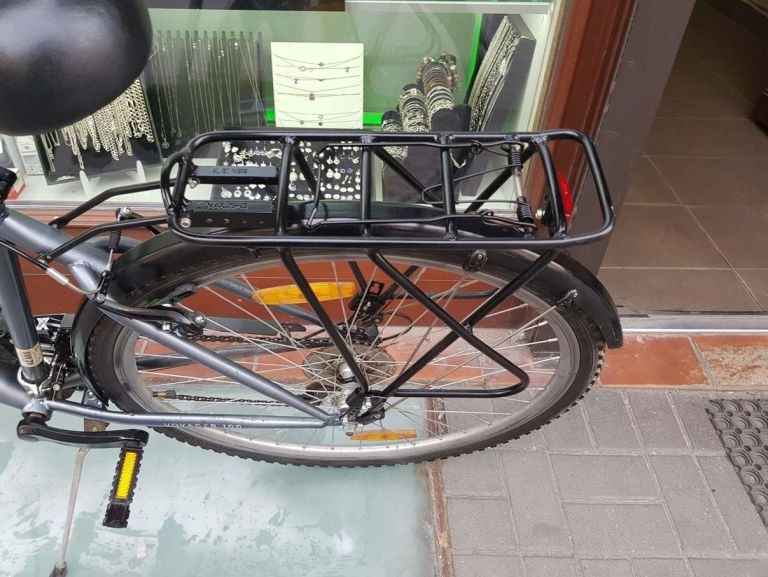 adjusting bike gears