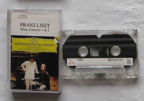 FRANZ LISZT - Piano Concerto 1 & 2
