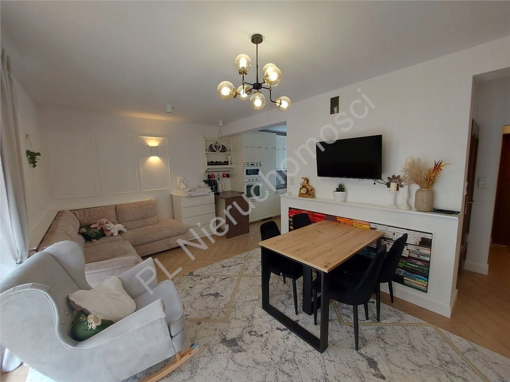 Dom, Kobyłka, Kobyłka, 150 m²