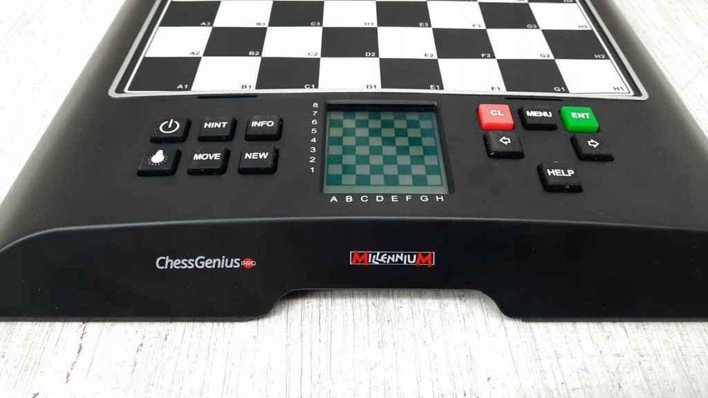 Купить Шахматный компьютер Millennium M812 ChessGenius PRO: отзывы, фото, характеристики в интерне-магазине Aredi.ru