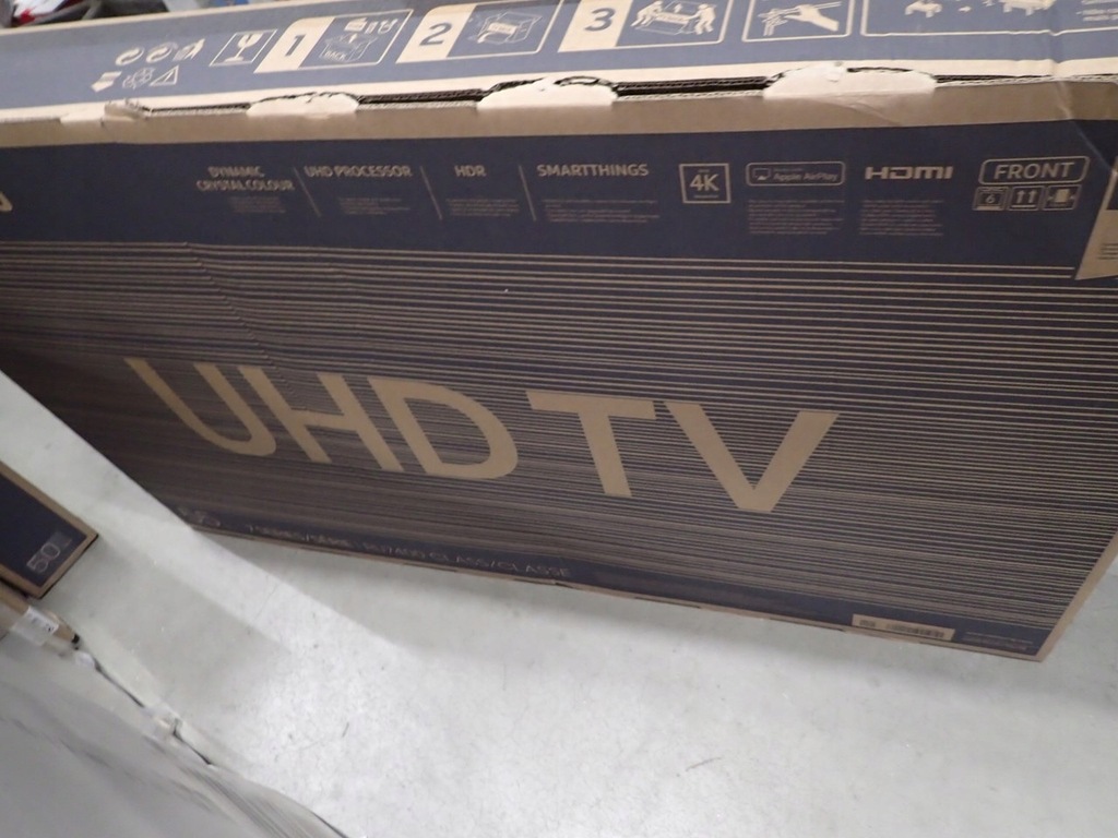 Купить Телевизор SAMSUNG UE55RU7402U UHD – повреждения: отзывы, фото, характеристики в интерне-магазине Aredi.ru