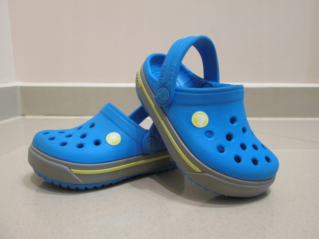 CROCS KLAPKI BDB 4 C 5 22 EUR 12,5 CM