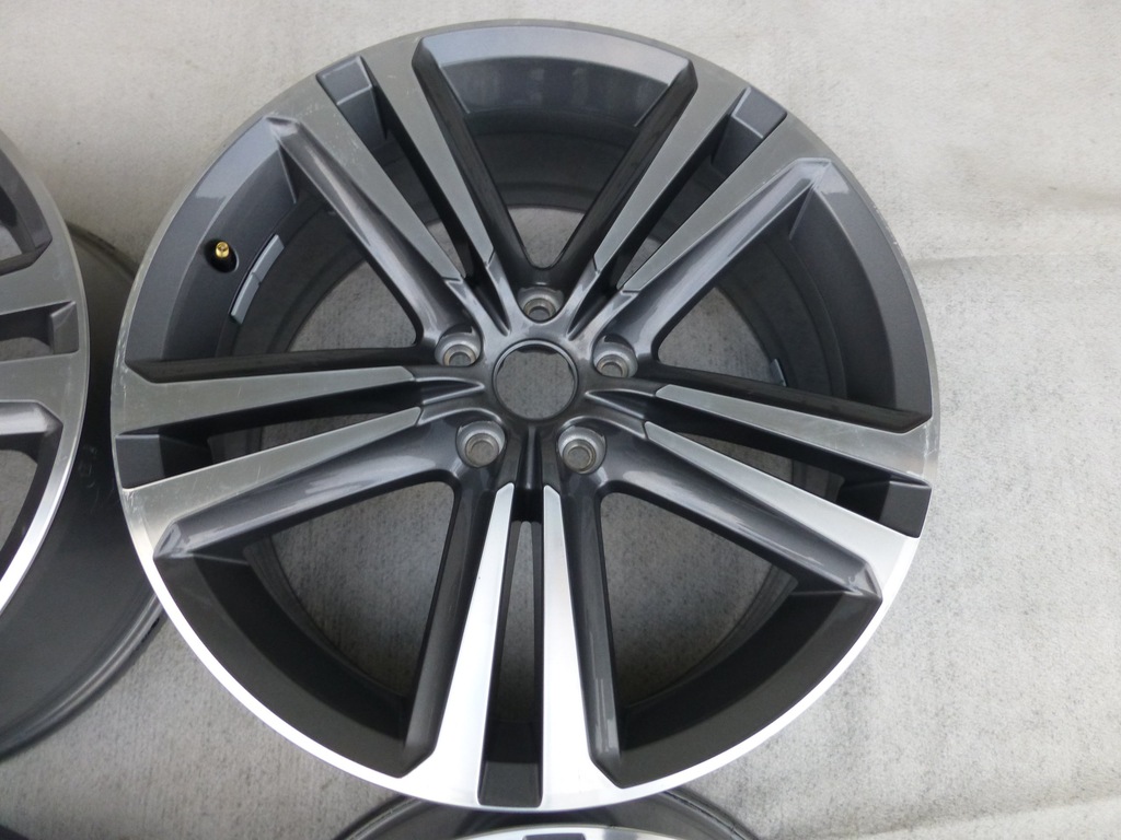 Купить Оригинальные SEAT LEON CUPRA R FR ДИСКОВ 19'' 5F0: отзывы, фото ...