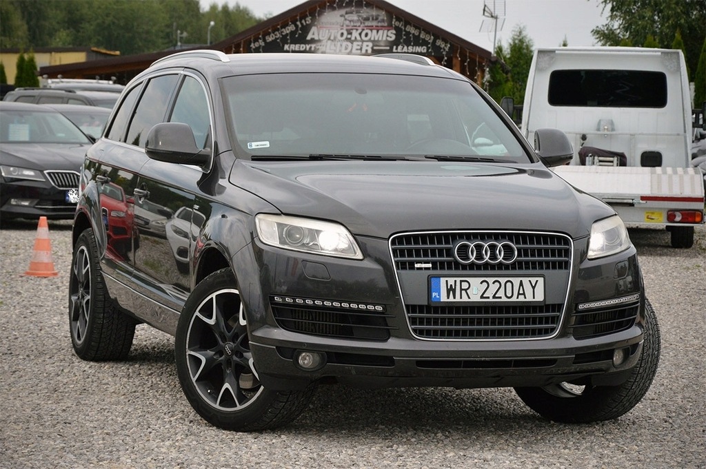 Audi Q7 S-line 3.0TDI 271PS 587nm prywatne doinwestowane PROMOCJA!!!