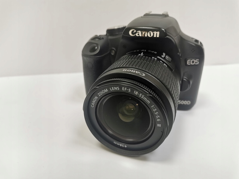 Lustrzanka Canon EOS 500D + obiektyw efs 18-55mm