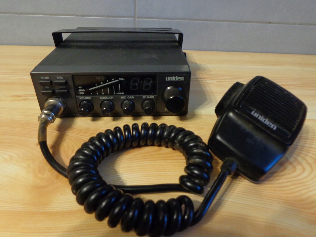 Radio CB Uniden PRO 450 e