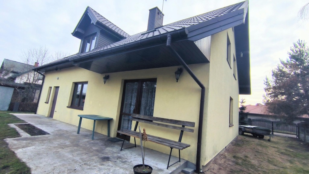 Dom, Jaktorów, Jaktorów (gm.), 163 m²