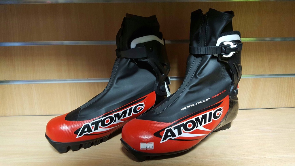 Buty biegowe ATOMIC WorldCup SKATE (27,5 cm)