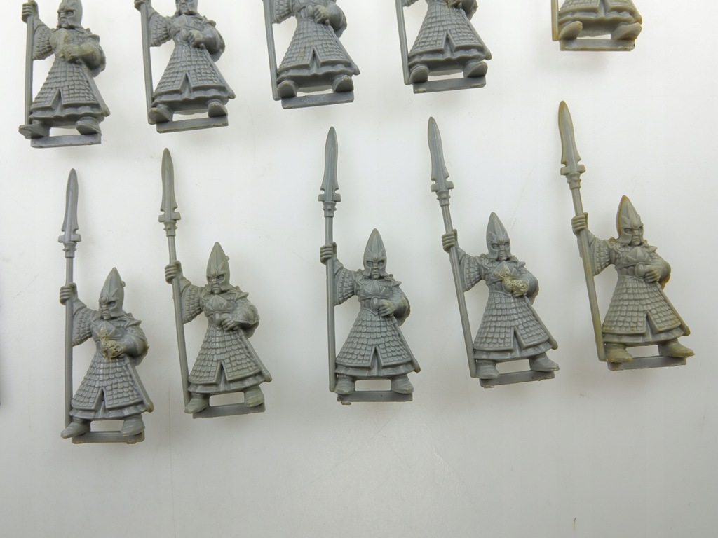 Купить Набор из 20 фигурок копейщиков высших эльфов Warhammer: отзывы, фото, характеристики в интерне-магазине Aredi.ru