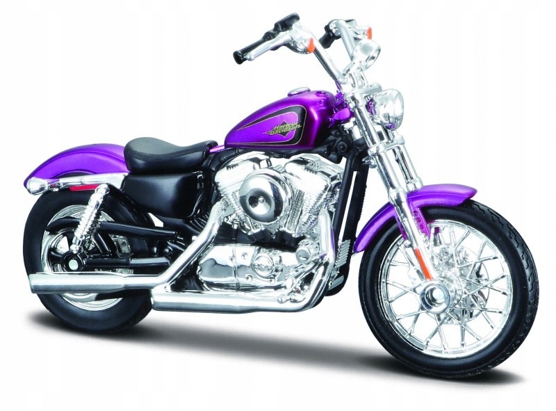 Harley Davidson 2013 XL 1200V Seventy-Two 1/18 Fio