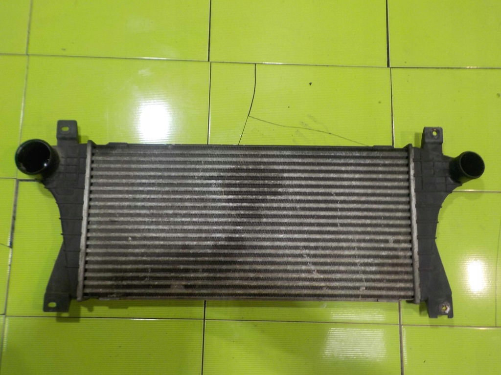 JEEP COMMANDER I 3.0 CRD 07r intercooler 880897V 13371942383